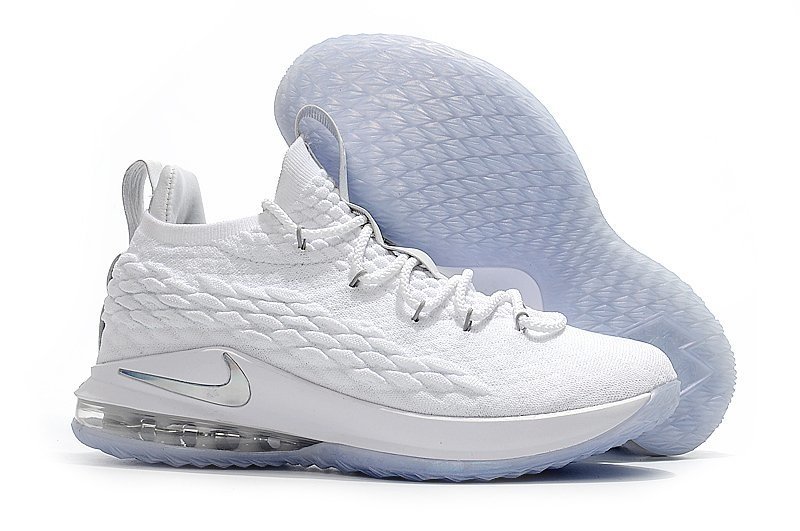 lebron tenis 15