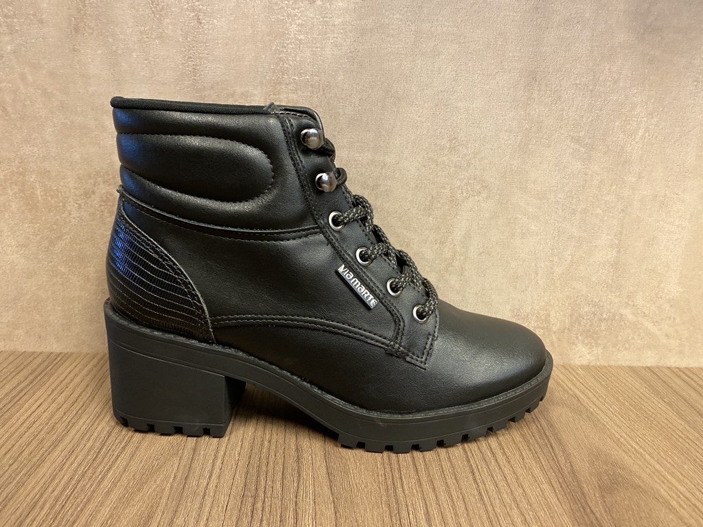 bota cobra via marte