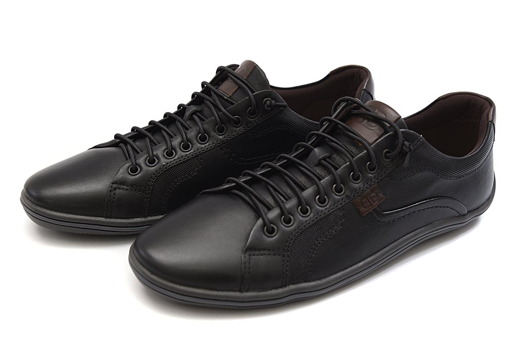 sapatenis preto democrata