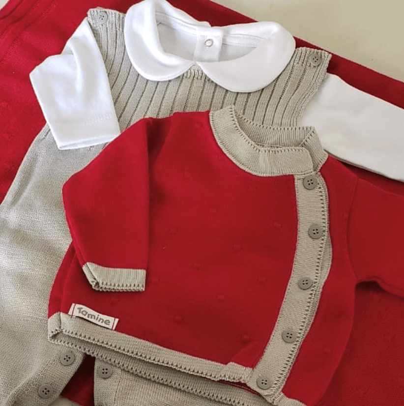 saída de maternidade vermelha para menina