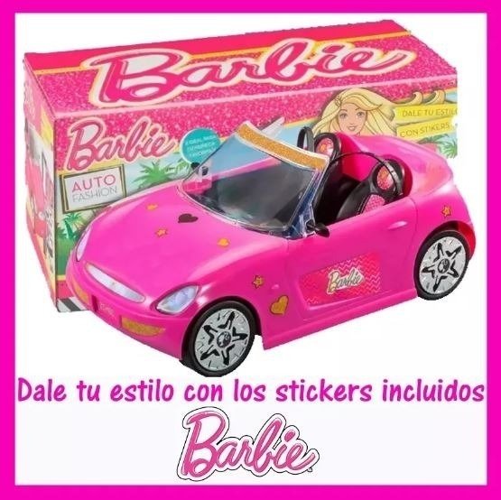 barbie en auto