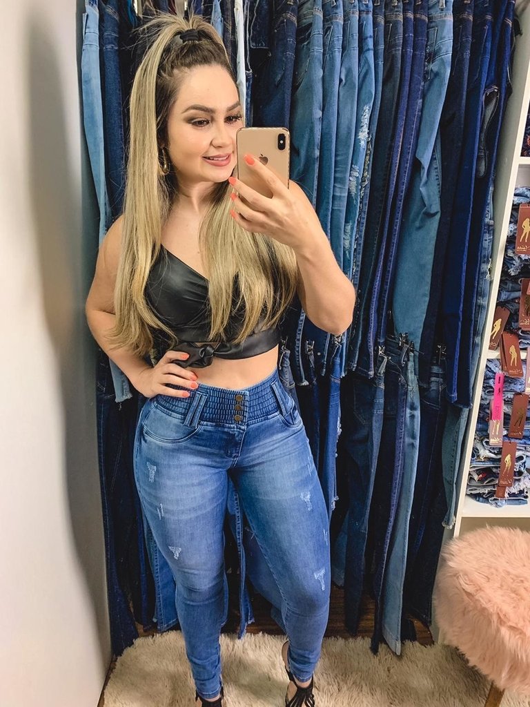 calça jeans feminina cintura alta com strech