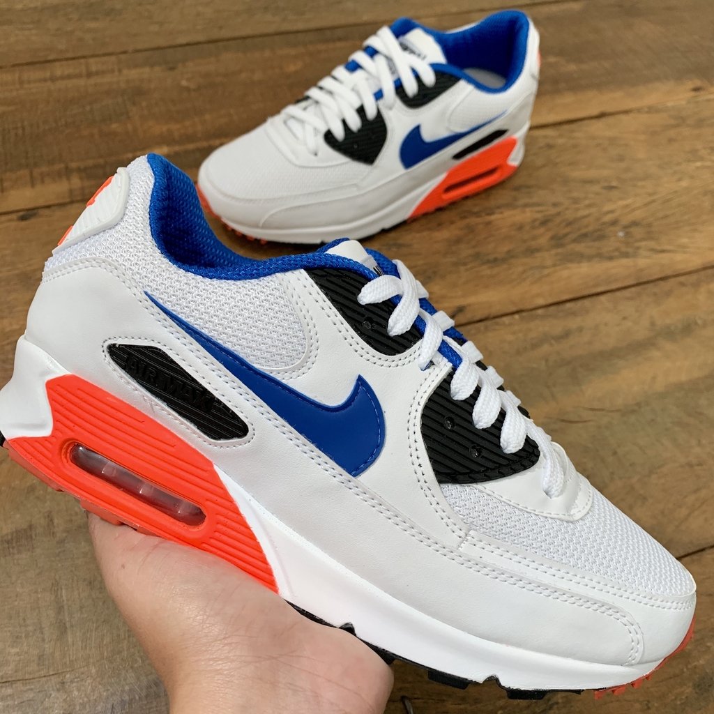 air max 90 laranja e branco