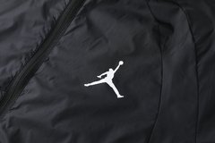 casaco corta vento jordan