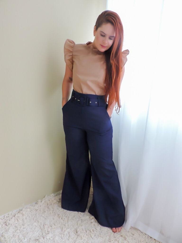 calça pantalona azul marinho