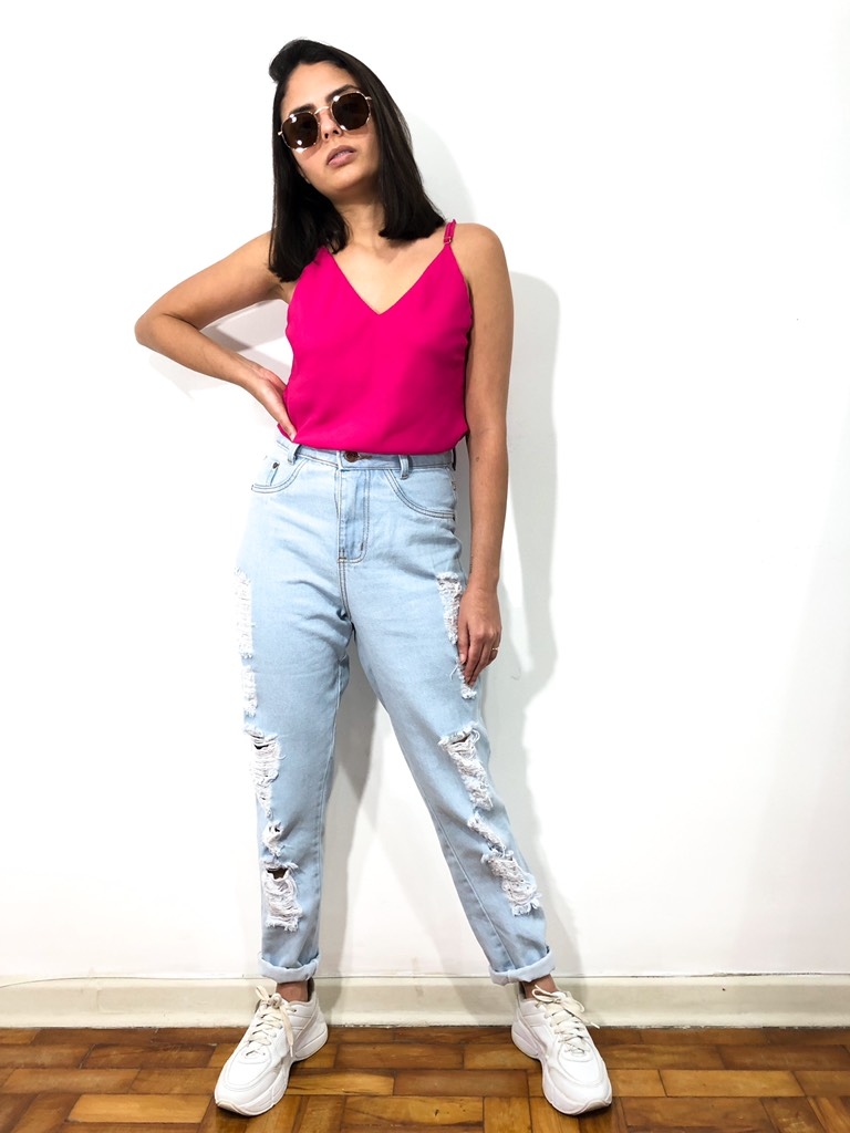 calça mom jeans clara