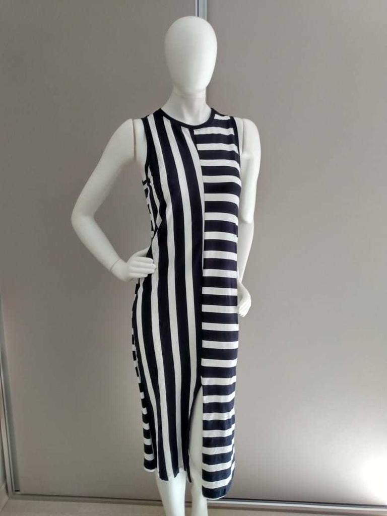 vestido listrado azul marinho e branco