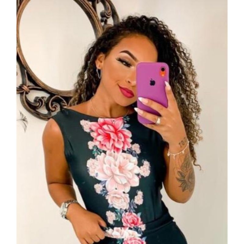 roupas femininas floridas