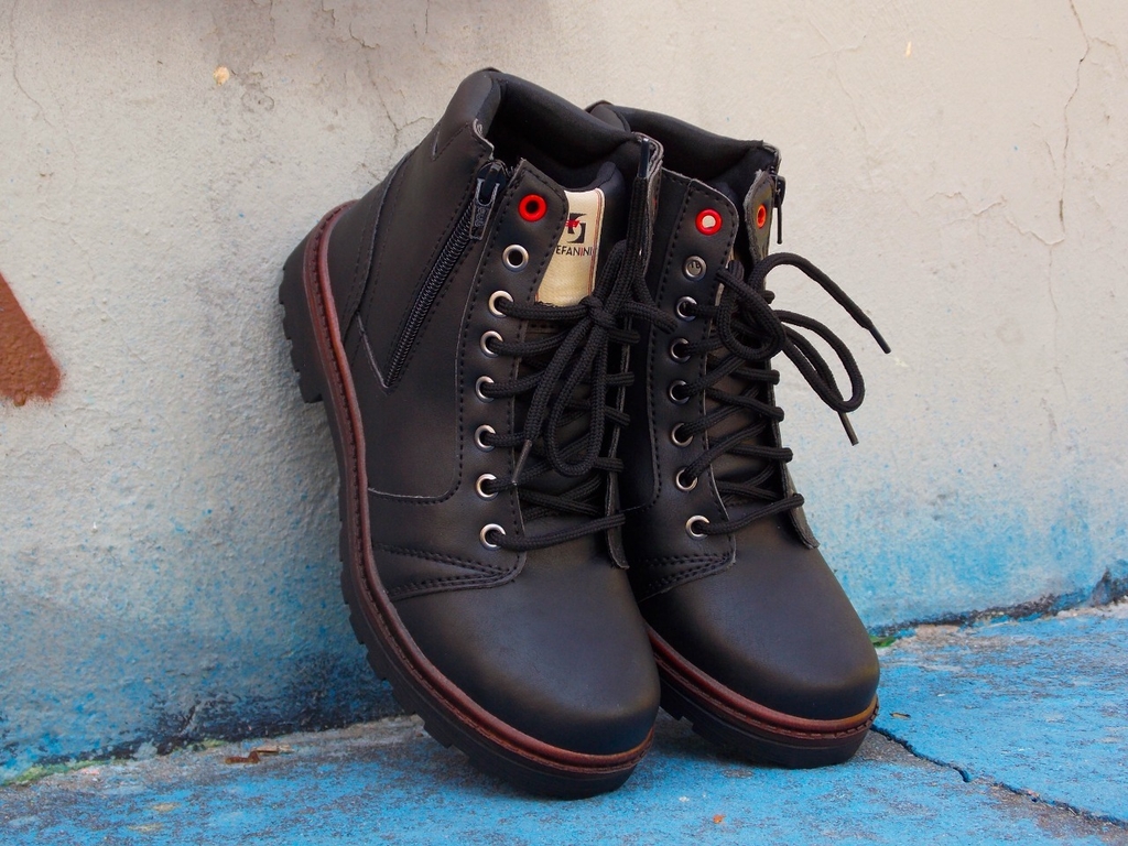 coturno preto comprar