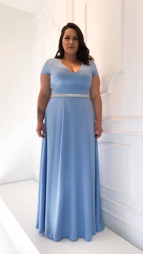 vestido plus size azul serenity