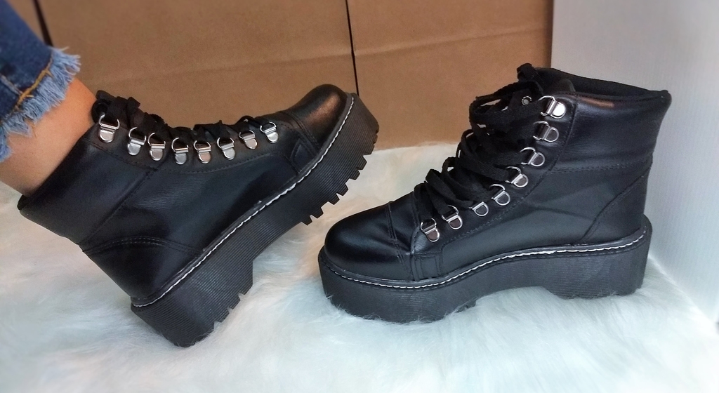 coturno preto comprar