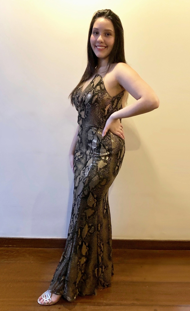 vestido longo preto com dourado
