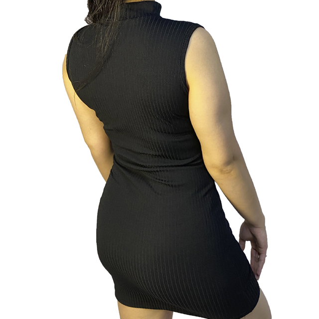 vestido tubinho preto canelado