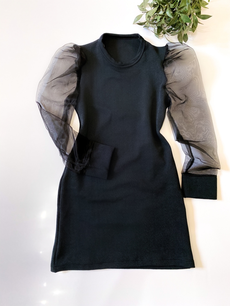 vestido preto princesa
