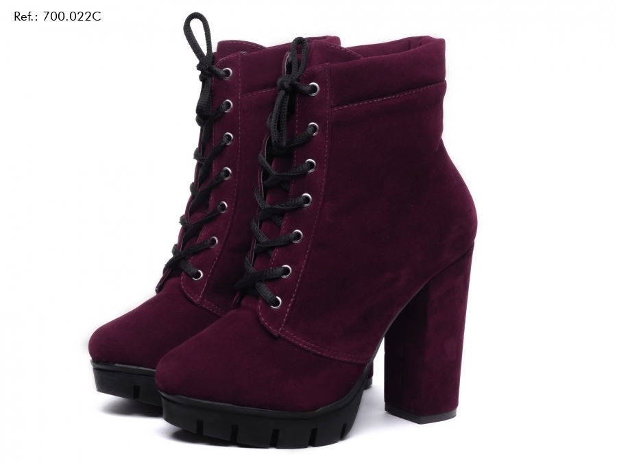 bota bordo cano curto