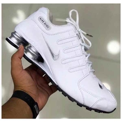 nike shox branco e prata