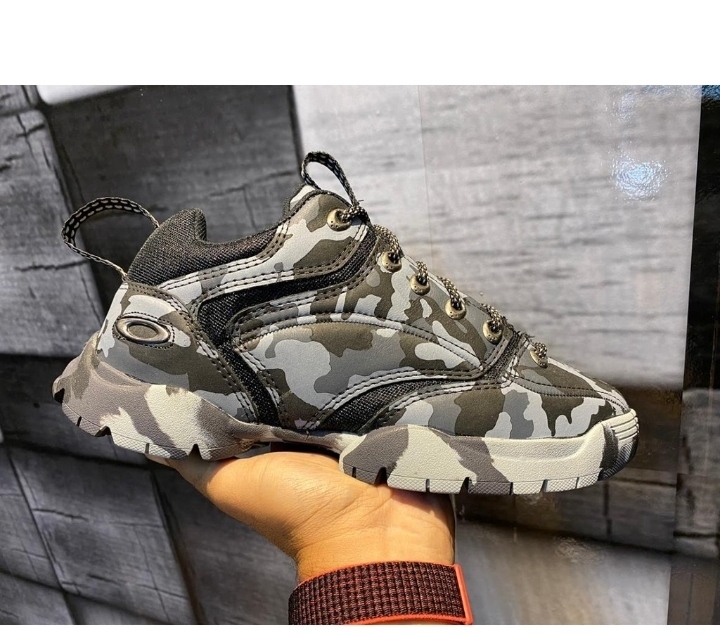 coturno masculino oakley