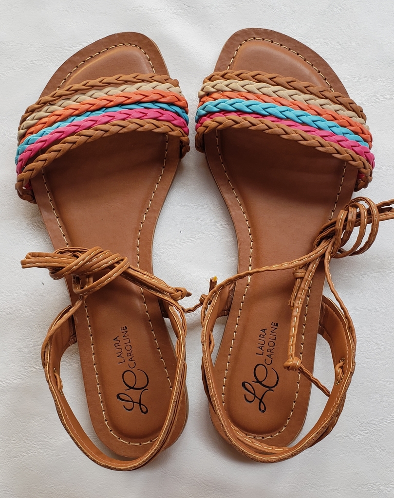 rasteira com tiras de amarrar