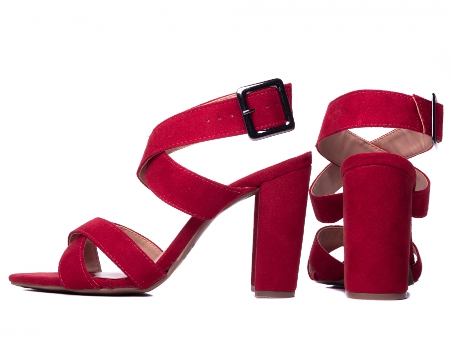 sandalia camurça vermelha