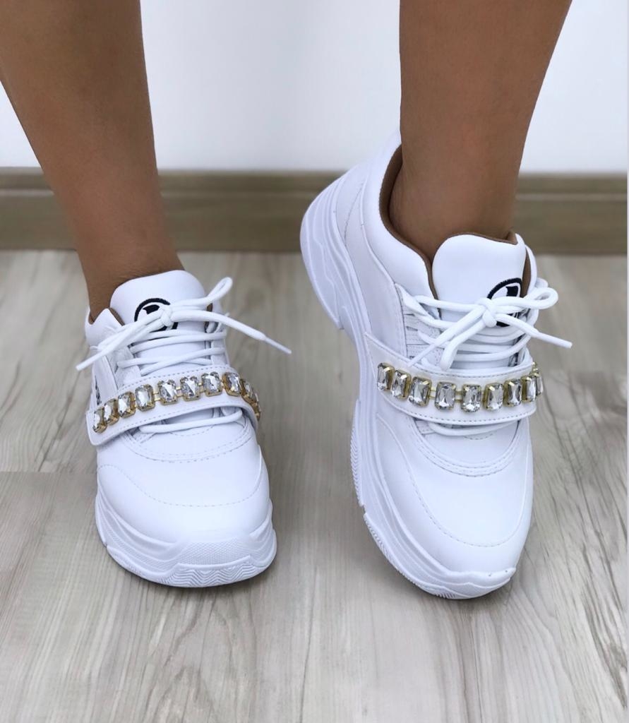 tenis bubu branco