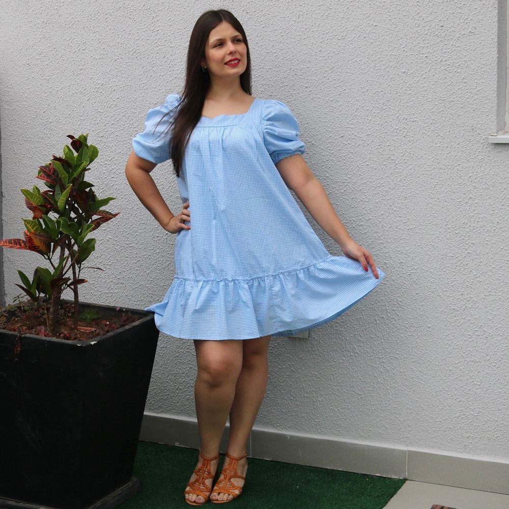 vestido de princesa azul claro