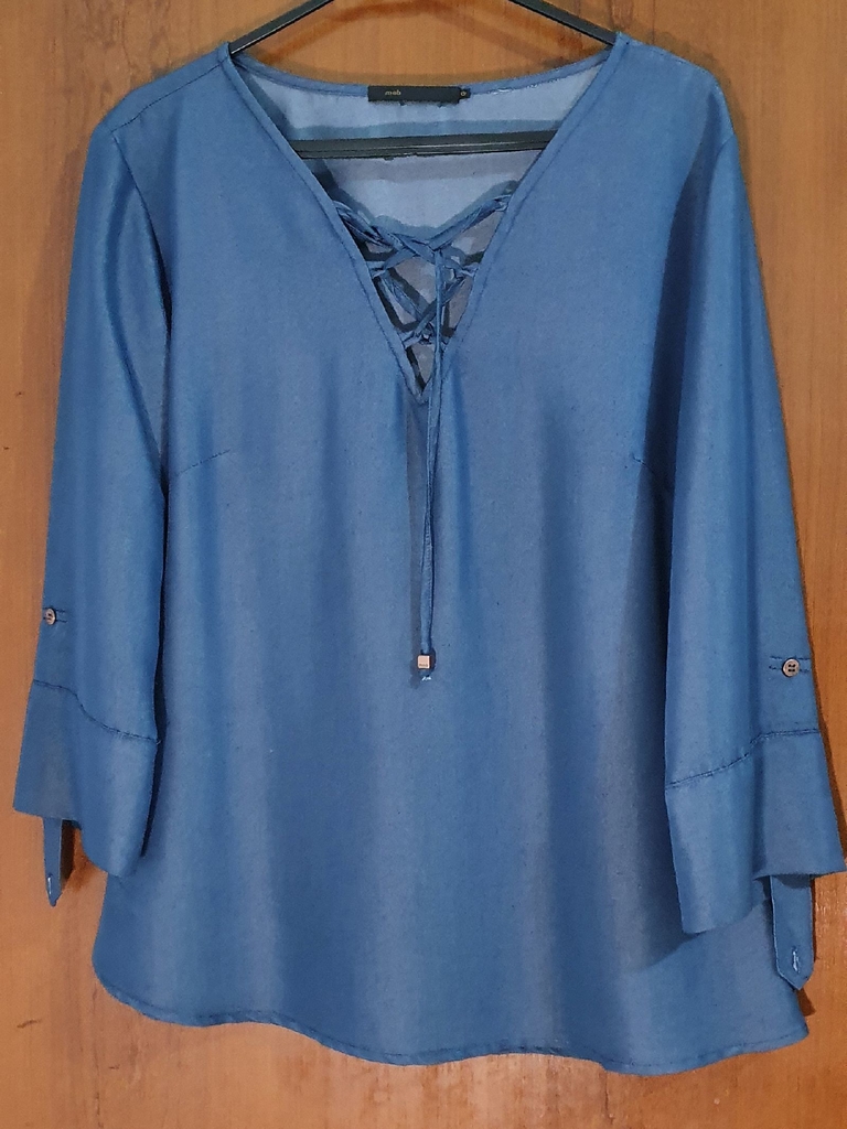blusa azul jeans