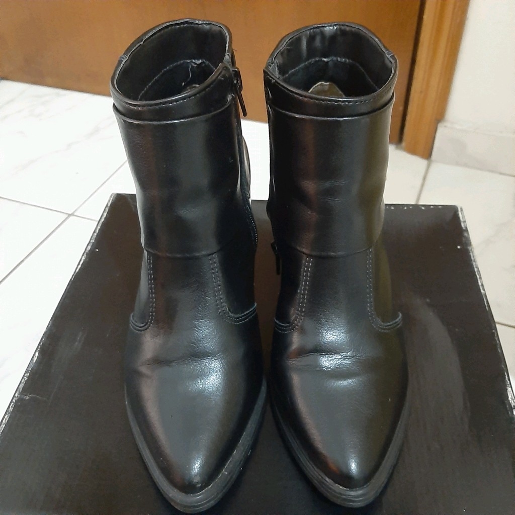 bota vizzano com pelo