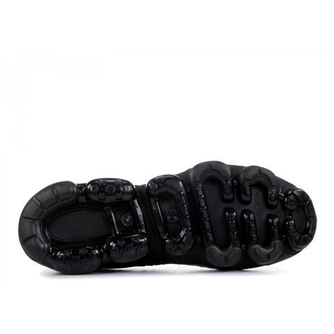 tenis vapormax preto com dourado