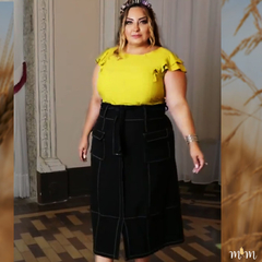saia preta e blusa amarela