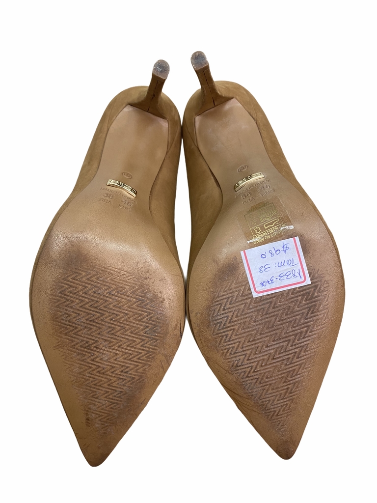 scarpin arezzo meia pata