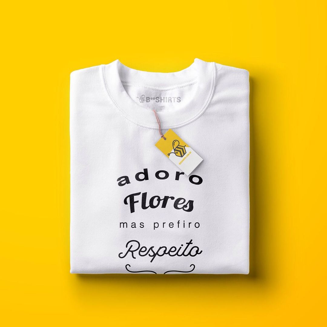 camiseta feminista adoro flores, mas frefiro respeito