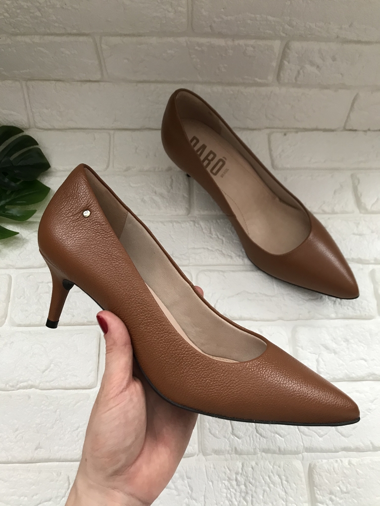 scarpin cor caramelo