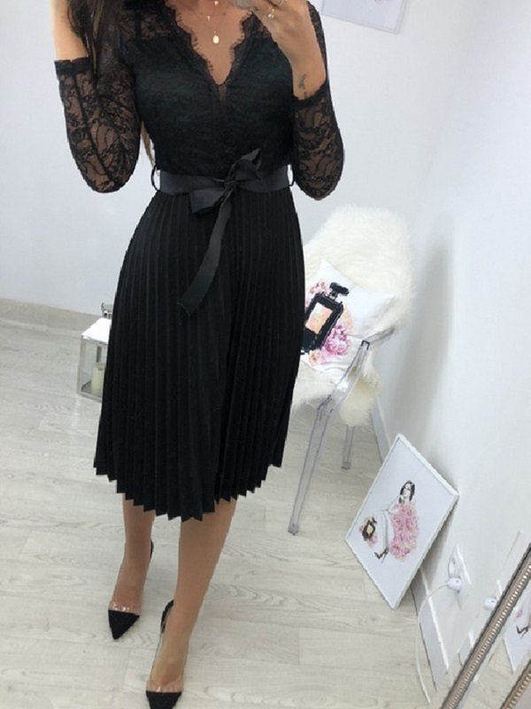 vestidos plissados com renda