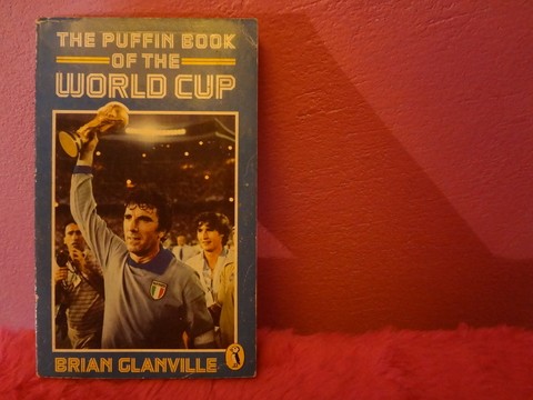 The puffin book of the world cup by Brian Glanville