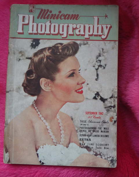 Minicam Photography Magazine - September 1942 - Vol 6 Num 1 - Revista de Fotografia años 40