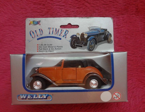 Old Timer auto 1/36-38 escala Welly