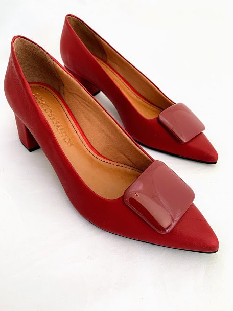 Sapato Vermelho Loucos e Santos - Apparenza Store
