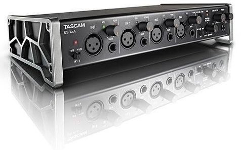 TASCAM US 4X4 4IN/4OUT Placa de Sonido