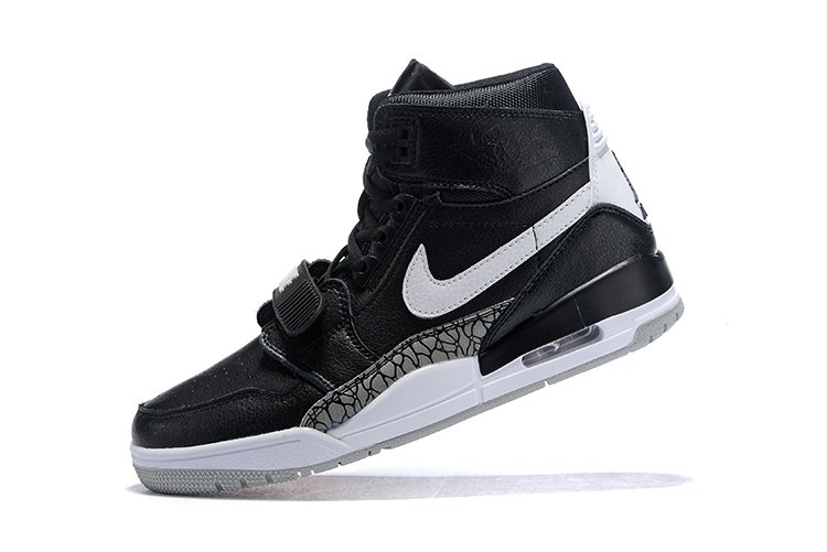 tênis air jordan legacy 312