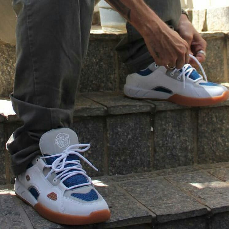 tenis freedom fog anos 90