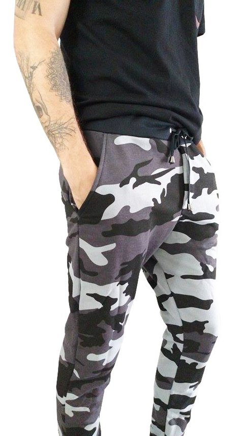 moletom camuflado preto