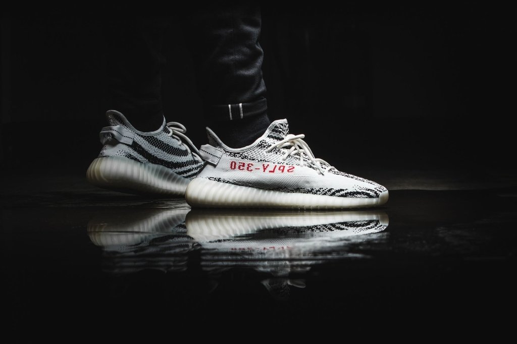 yeezy boost 350 v2 zebra preço