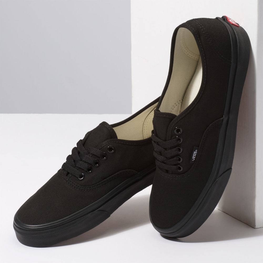 tenis vans preto inteiro