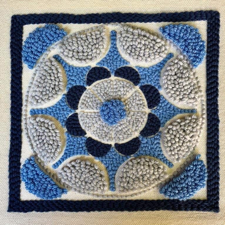 Stamped Canvas Coloured Mandala Motif Format 30x30 Cm