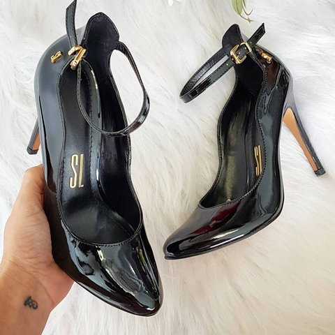 scarpin santa lolla verniz
