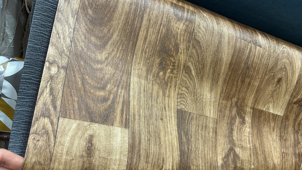 Piso por metro con diseño madera