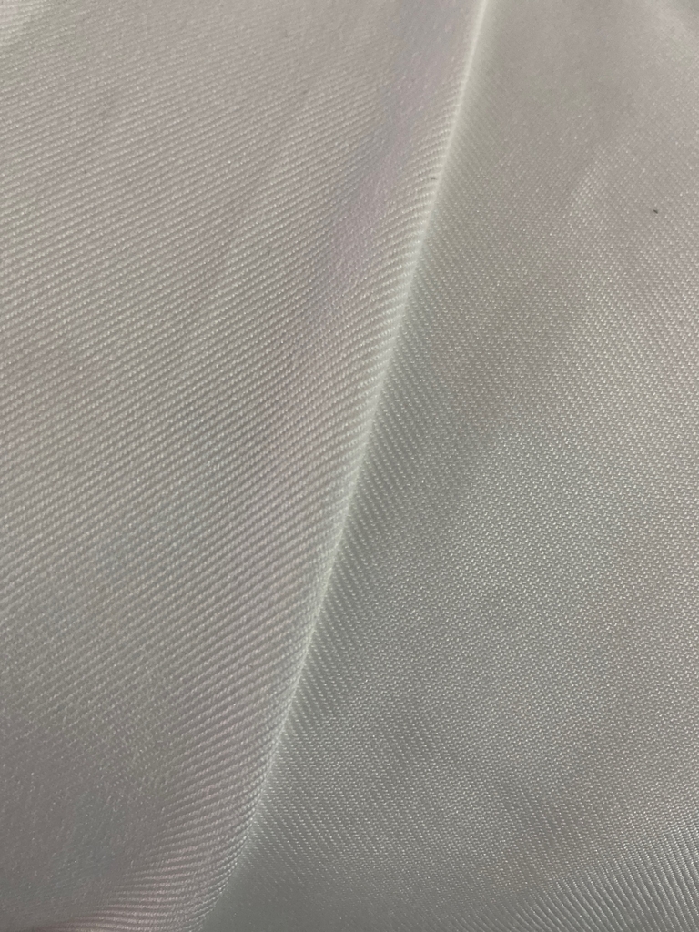 Gabardina sarga de Poliéster