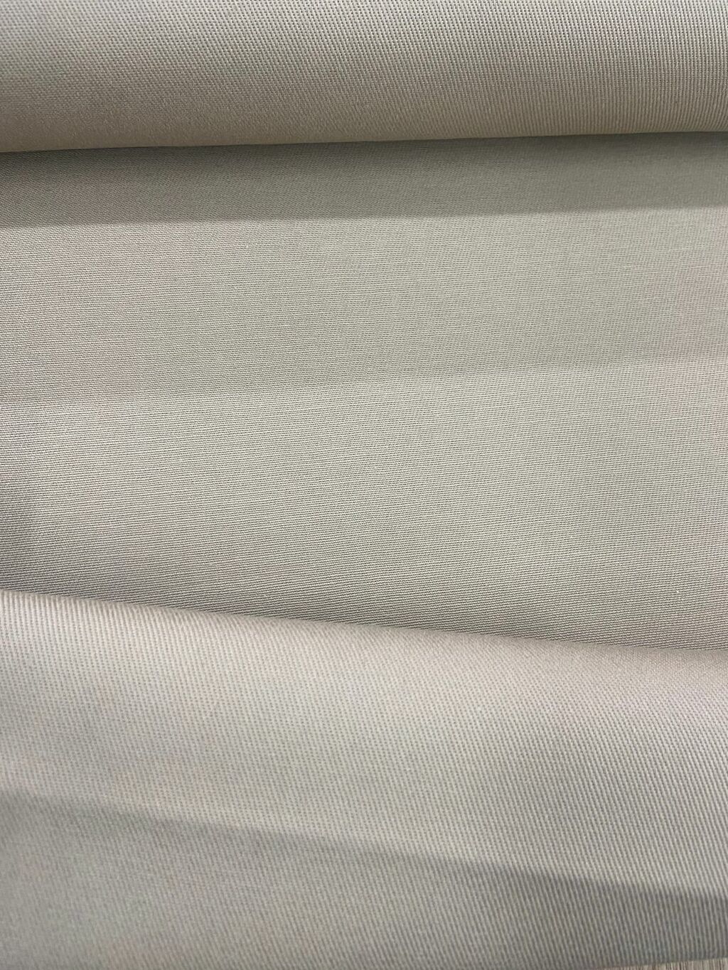 Gabardina lisa 8 oz