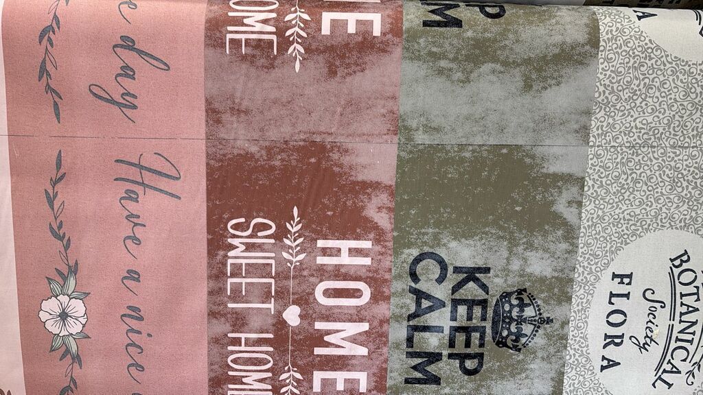 Gabardina Almohadón Love Keep Calm