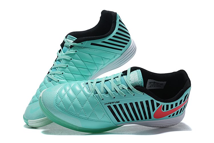 nike lunar futsal
